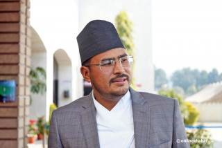 भ्रष्टाचारको सबै फाइल नखोले संसद् चल्न दिँदैनौँः ज्ञानेन्द्र शाही